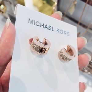 NWT Michael kors blush earrings MKJ5094791